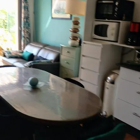 Apartment Sur Marina Cyprien - Finalisez Vos Reservations Sur Pc Pas Telephone *